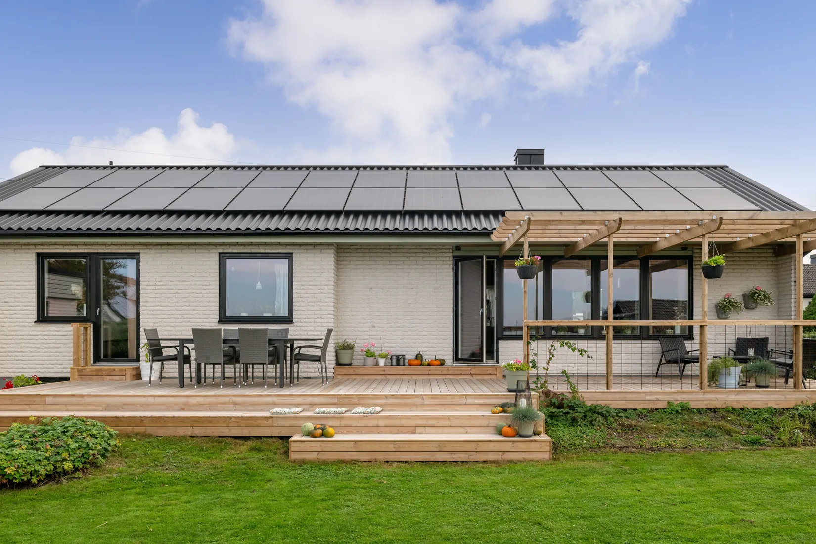 Villa, Solrosgatan 9, Hörby