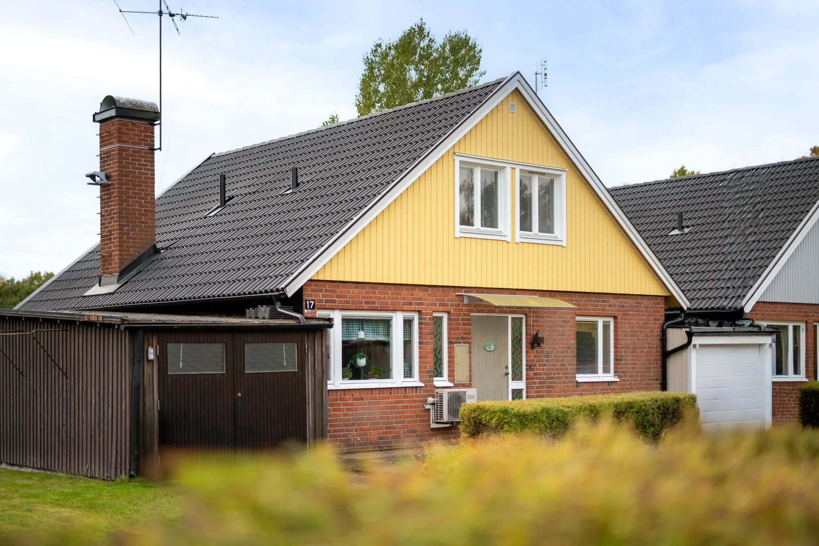 Villa, Ölmbrovägen 17, Ölmbrotorp, Örebro