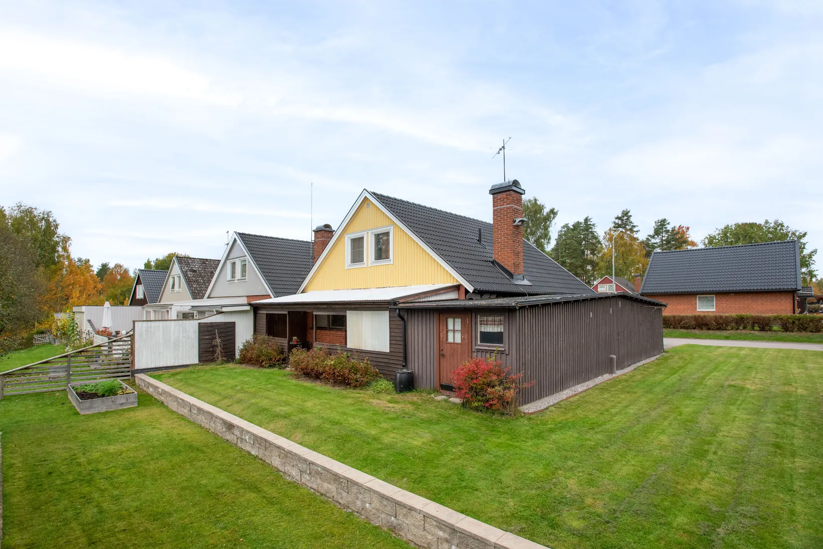 Villa, Ölmbrovägen 17, Ölmbrotorp, Örebro
