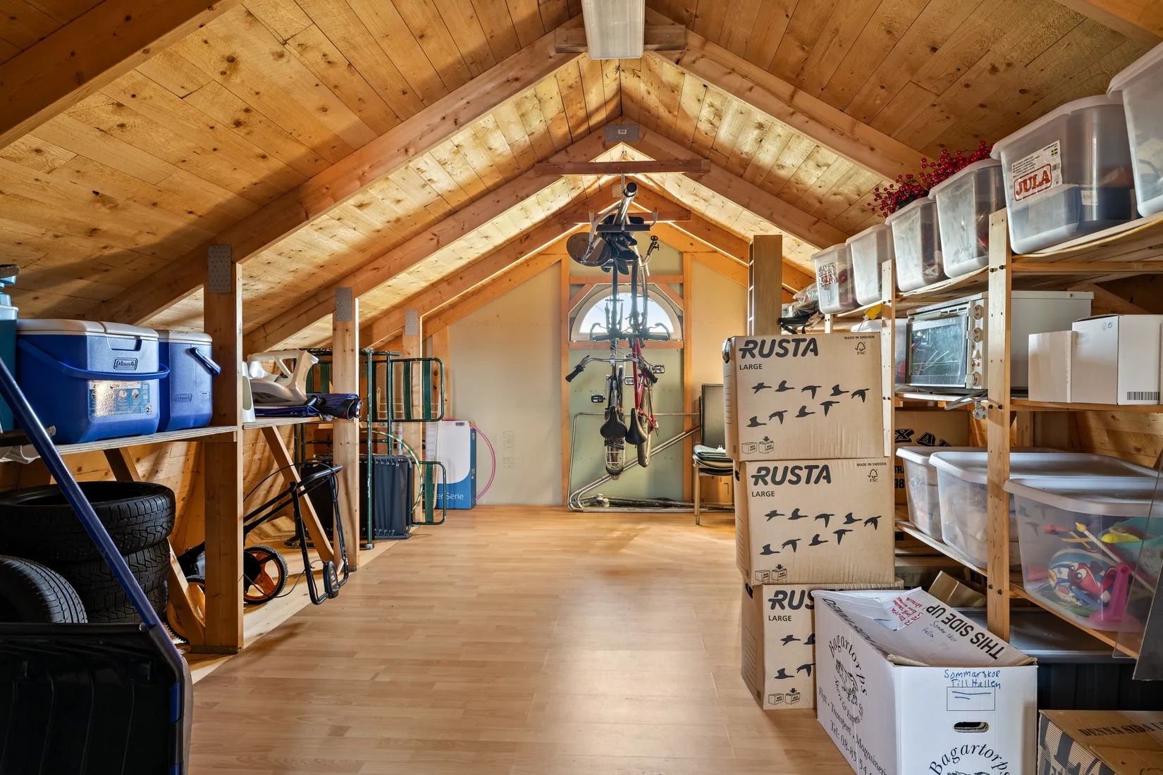 Villa, Tillinge Ullbro 13, Tillinge, Enköping