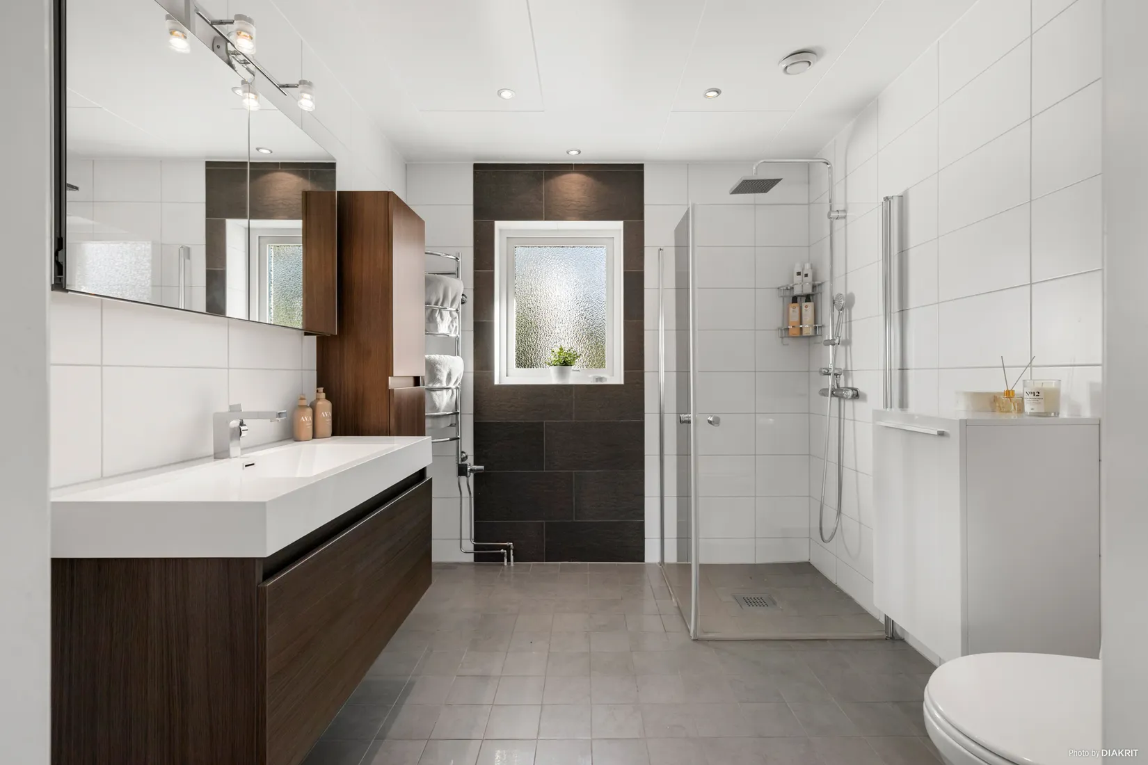 Radhus, Reduttvägen 72, Gribbylund, Täby