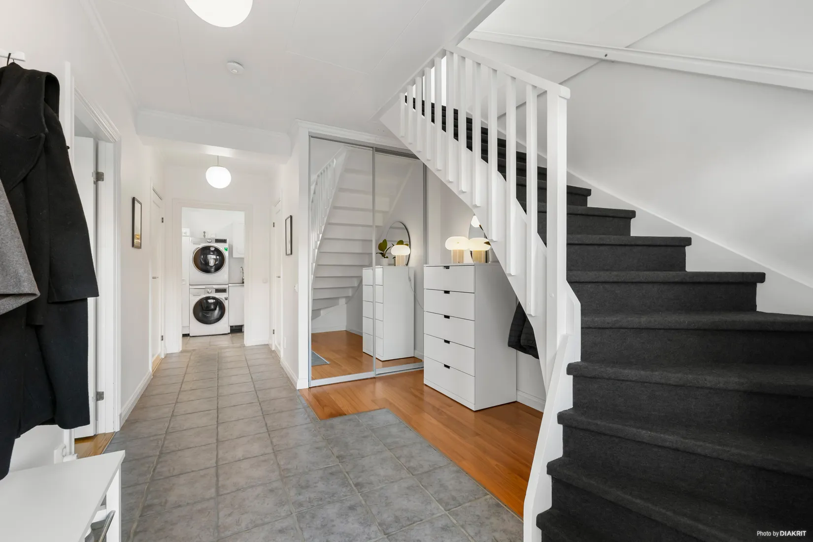 Radhus, Reduttvägen 72, Gribbylund, Täby