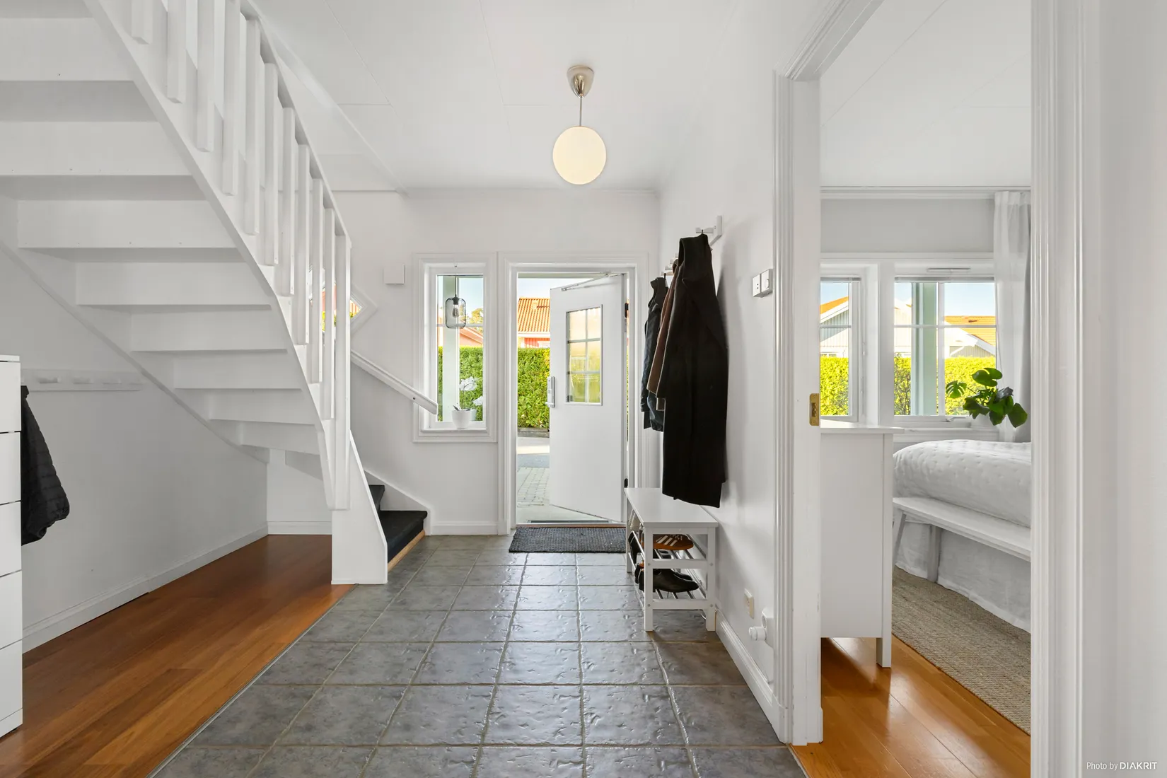 Radhus, Reduttvägen 72, Gribbylund, Täby