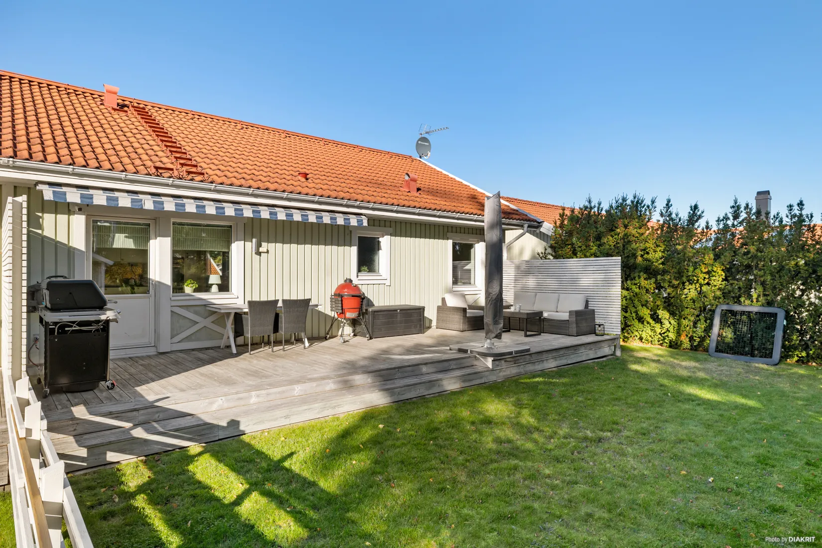 Radhus, Reduttvägen 72, Gribbylund, Täby