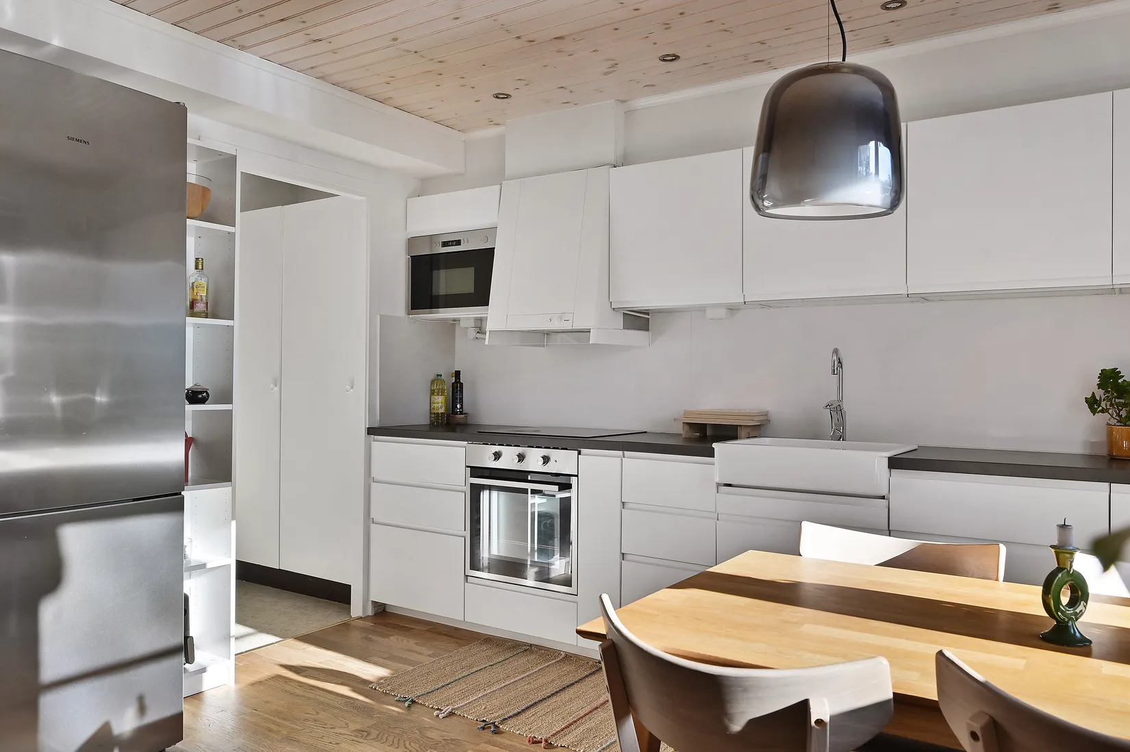 Radhus, Ulrika Jansdotters väg 26, Ekerö