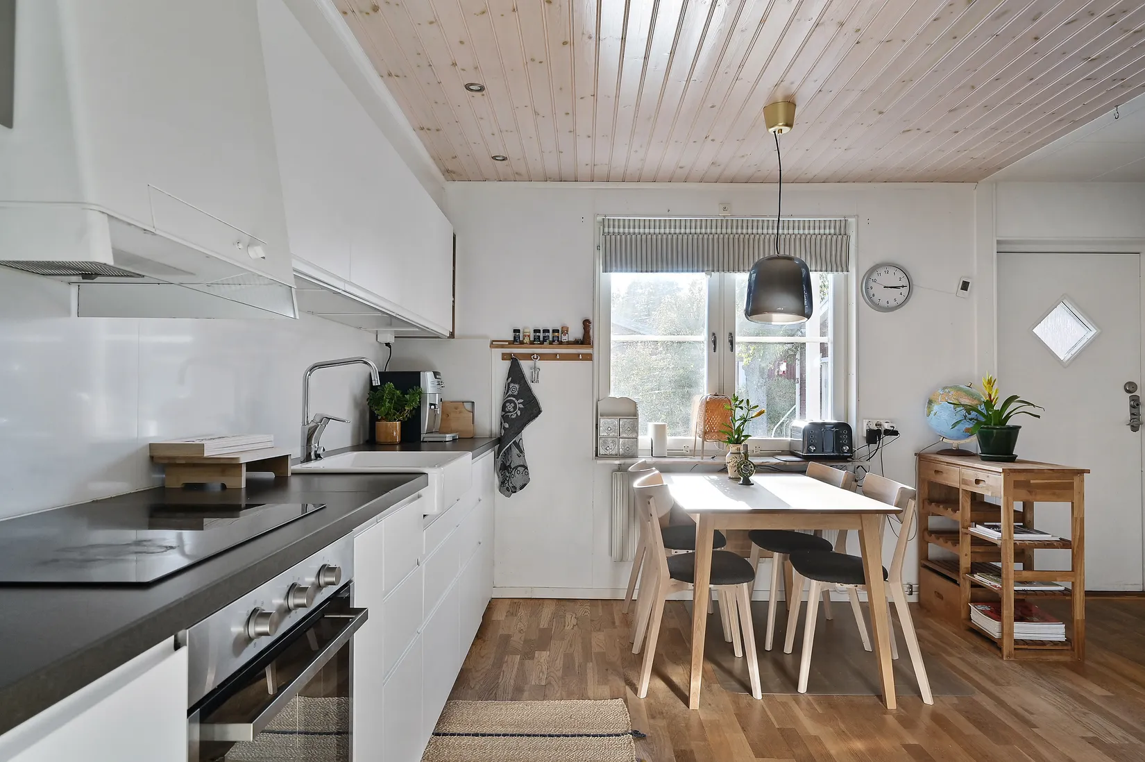 Radhus, Ulrika Jansdotters väg 26, Ekerö