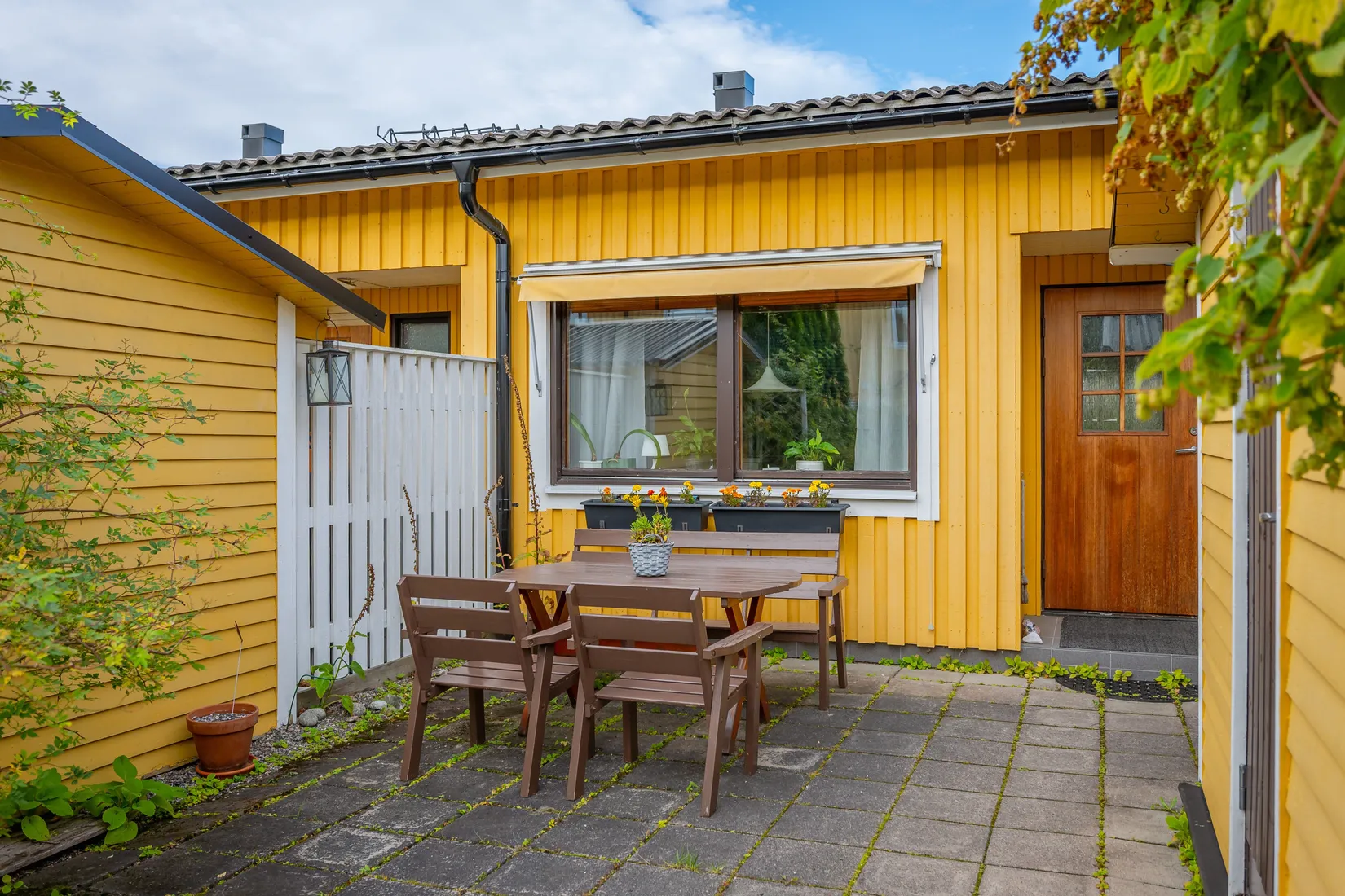 Radhus, Malmövägen 41, Granloholm, Sundsvall