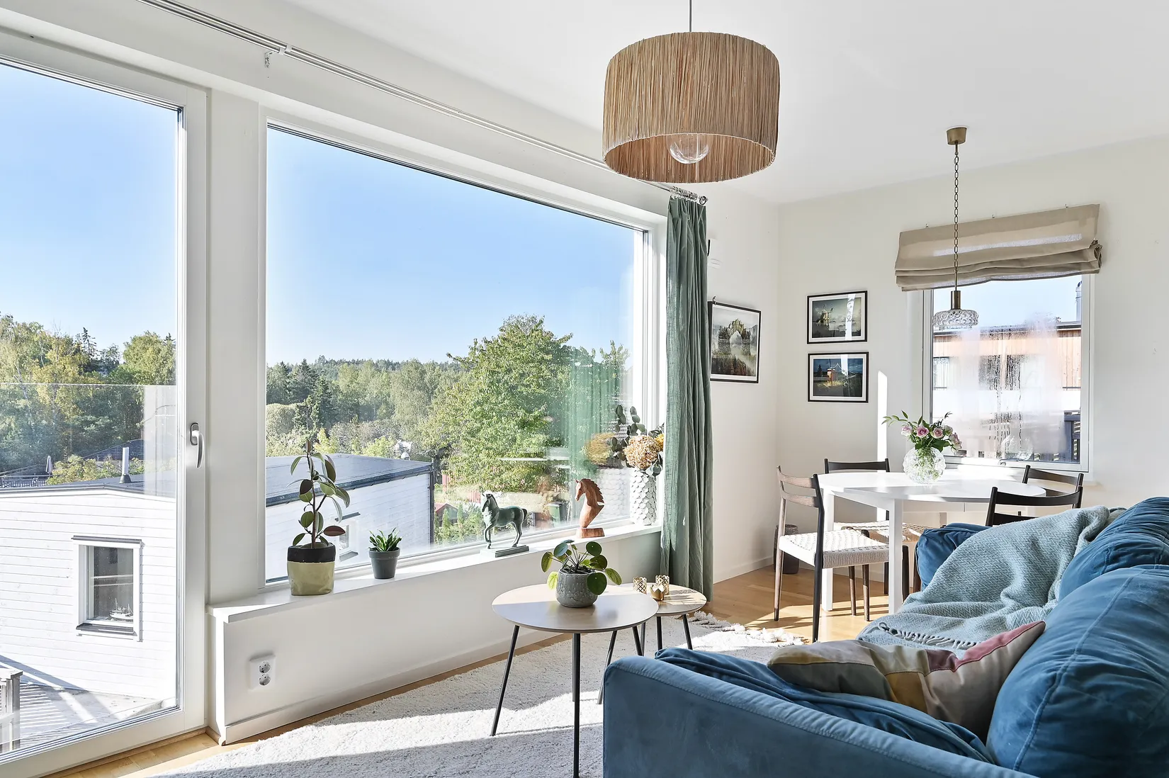 Radhus, Domherrevägen 4H, Älvnäs, Ekerö