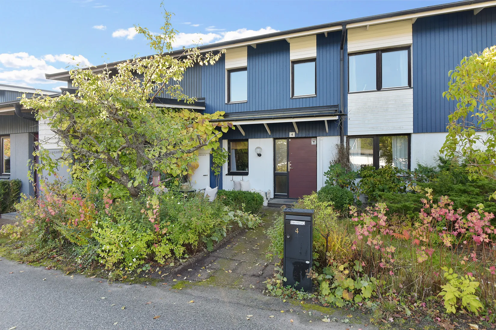 Radhus, Gitarrvägen 4, Viksjö - Hummelmora, Järfälla