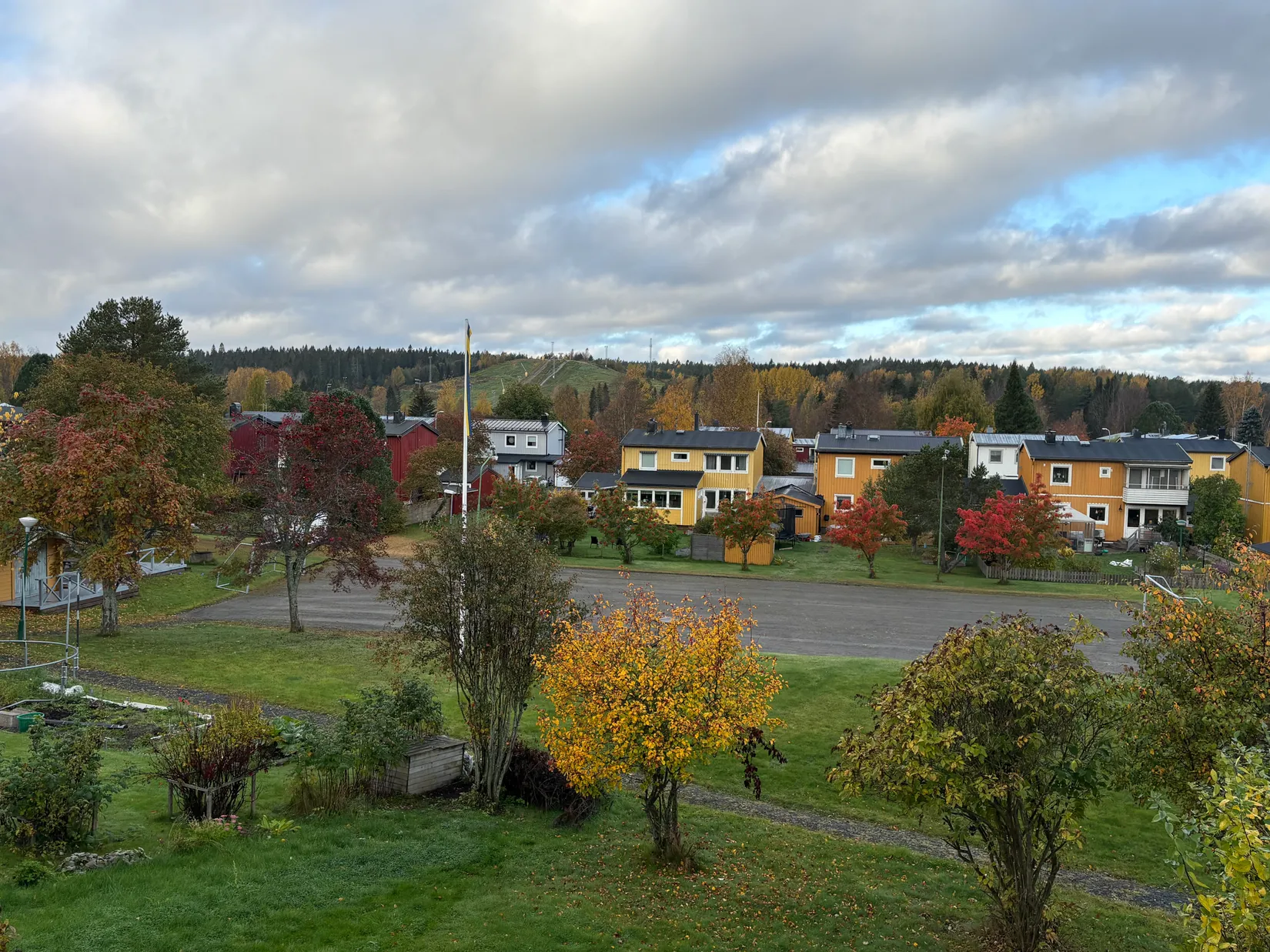Radhus, Törnskatevägen 39, Mariehem, Umeå