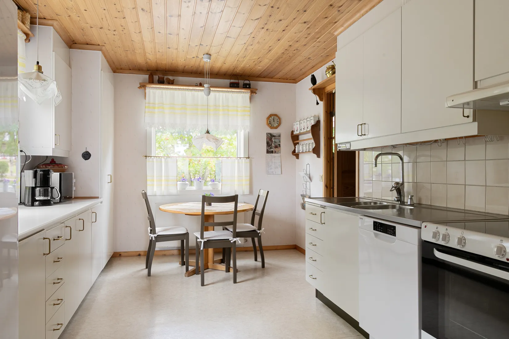 Villa, Bruksvägen 15, Åmot, Ockelbo