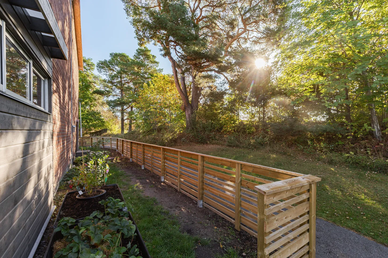 Radhus, Solrosgatan 5F, Eskilstuna
