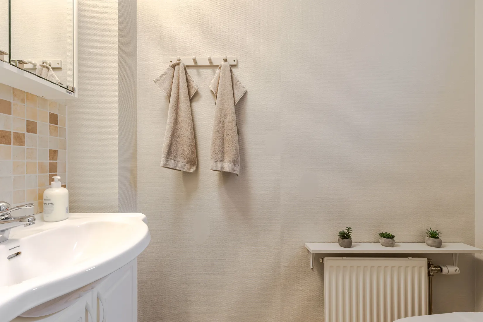 Radhus, Solrosgatan 5F, Eskilstuna