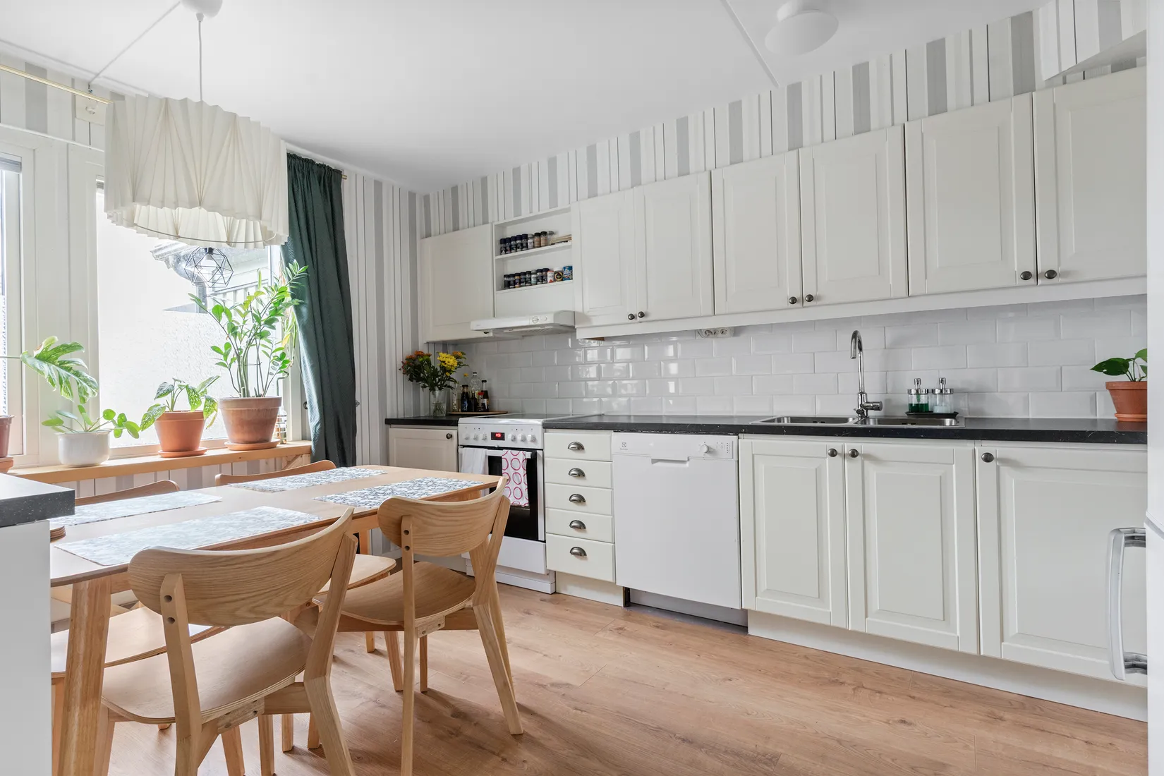Bostadsrätt, Granåsvägen 104, Vargön, Vänersborg