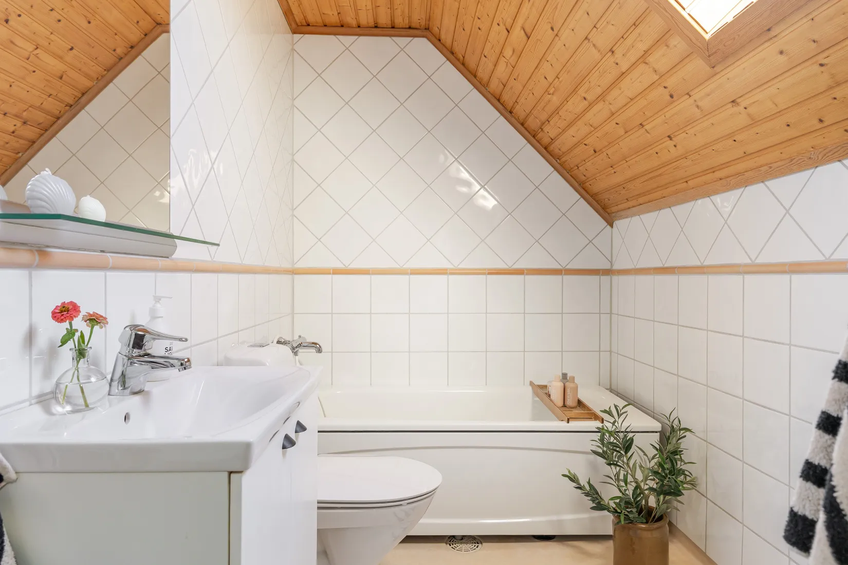 Villa, Bergborraregatan 19, Bergsätter, Motala