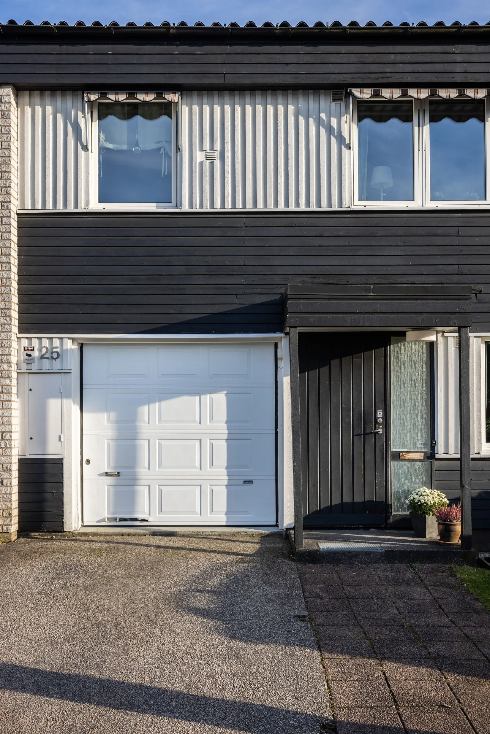 Radhus, Länghemsgatan 25, Trandared, Borås