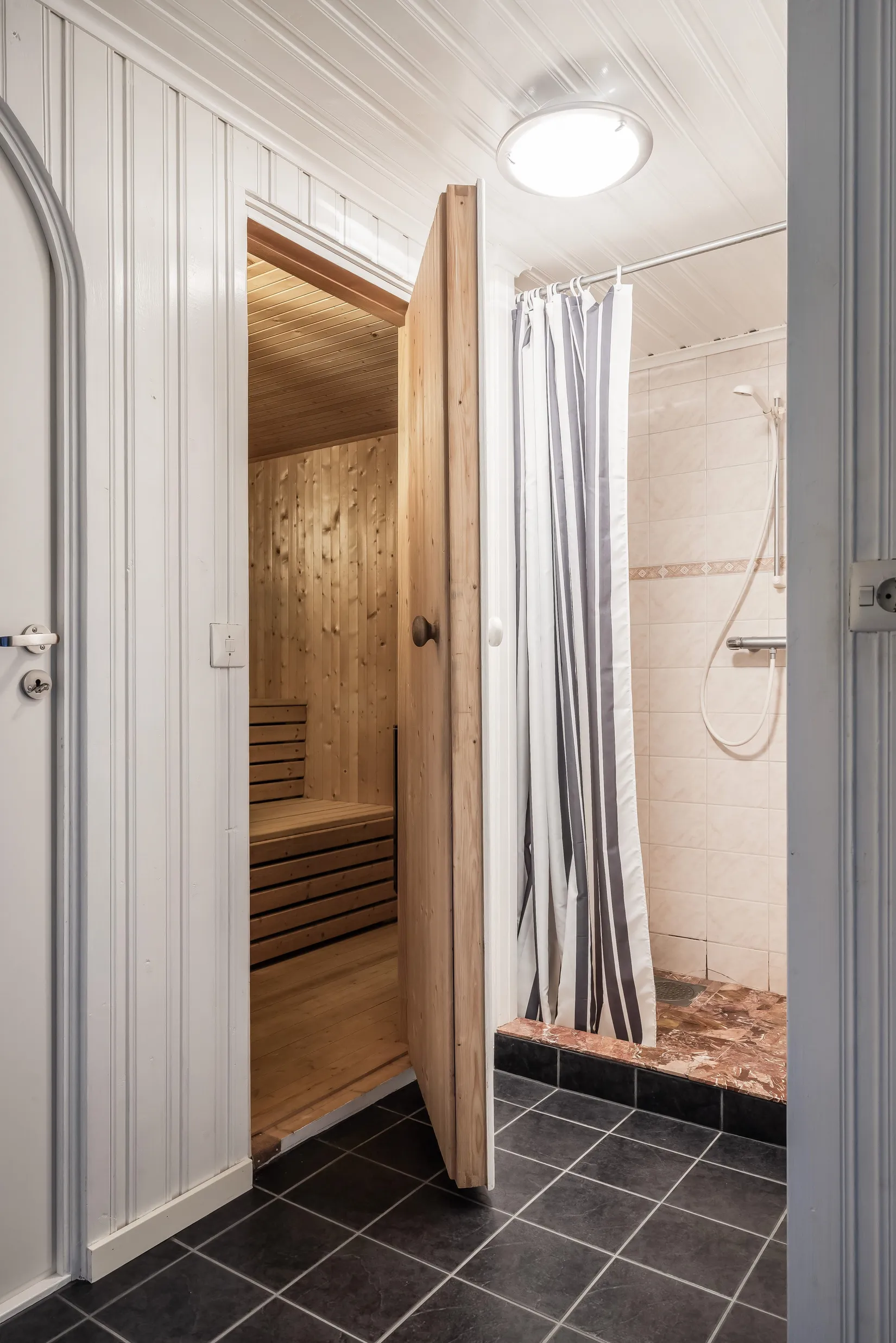 Radhus, Länghemsgatan 25, Trandared, Borås