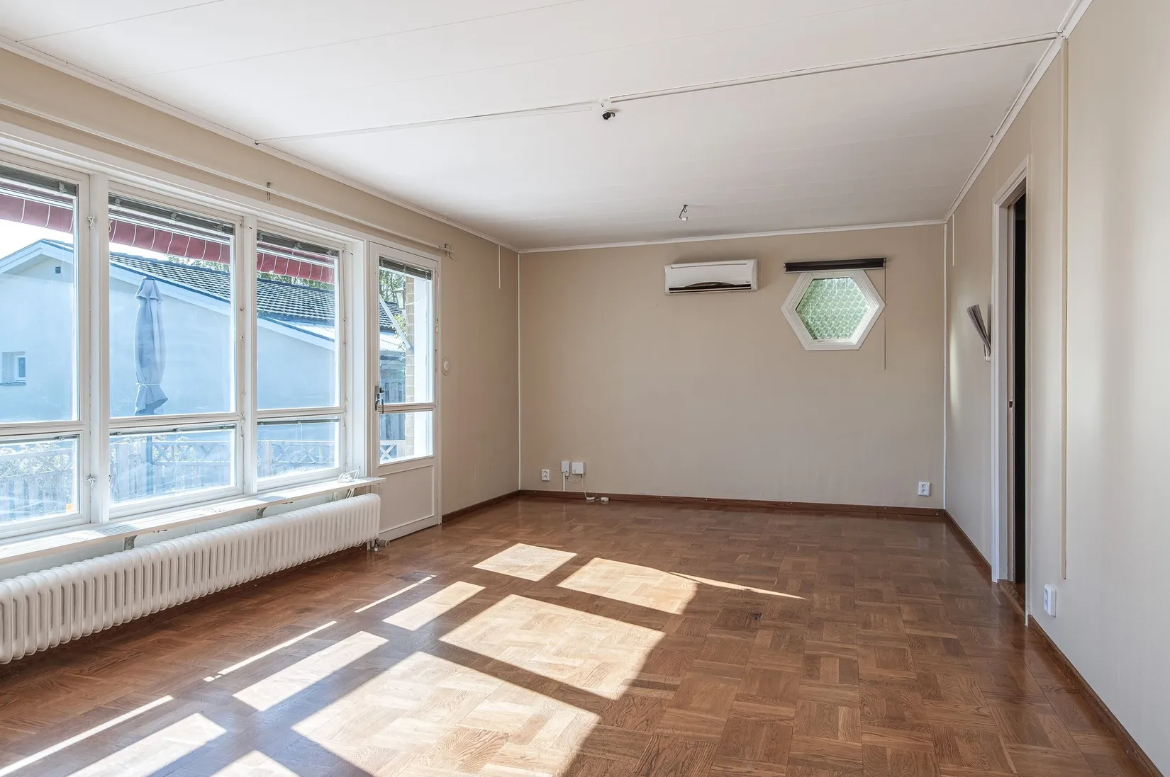 Villa, Kraftkärrsvägen 33, Grosvad, Finspång