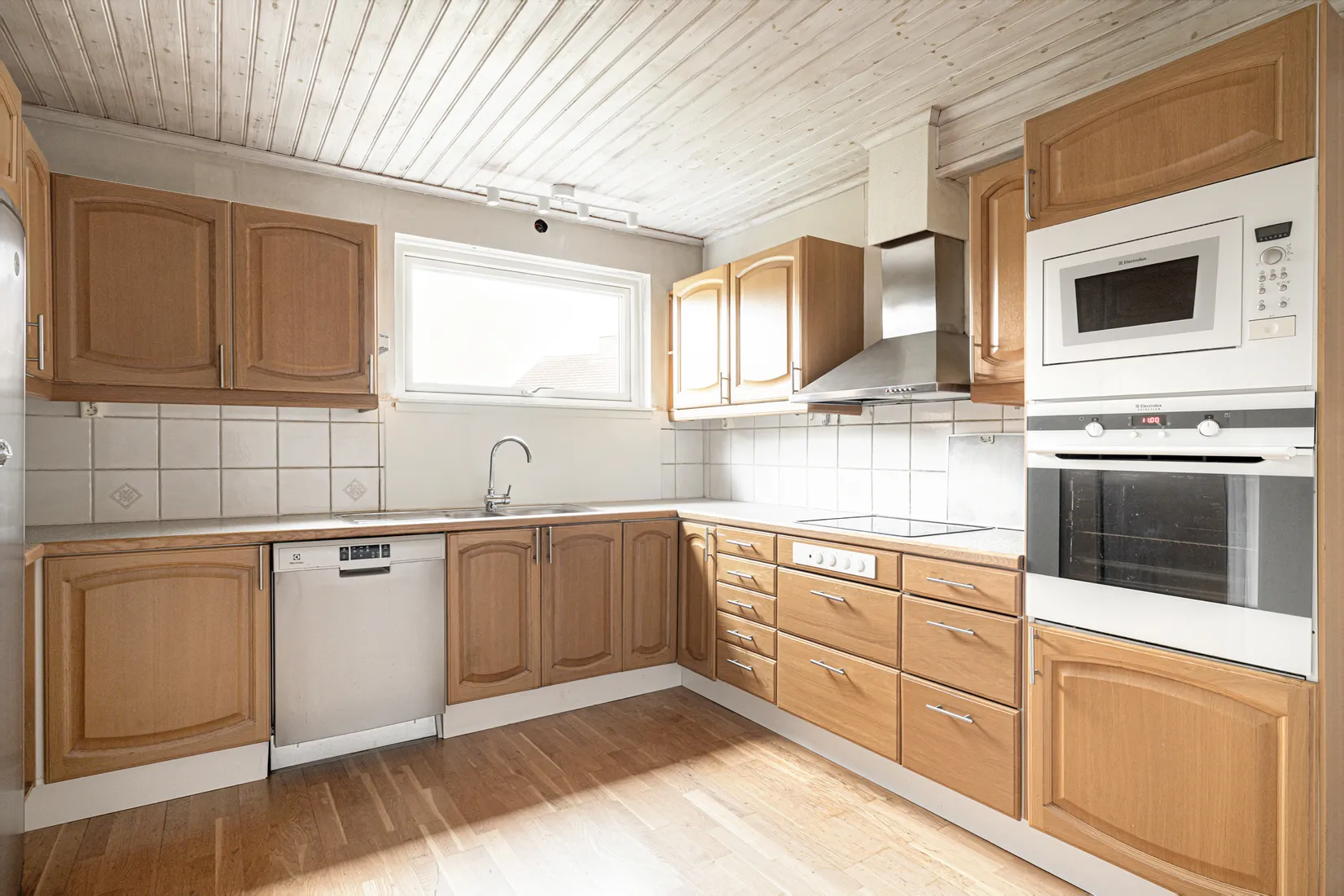Radhus, Idrottsgatan 6, Huskvarna Söder, Jönköping