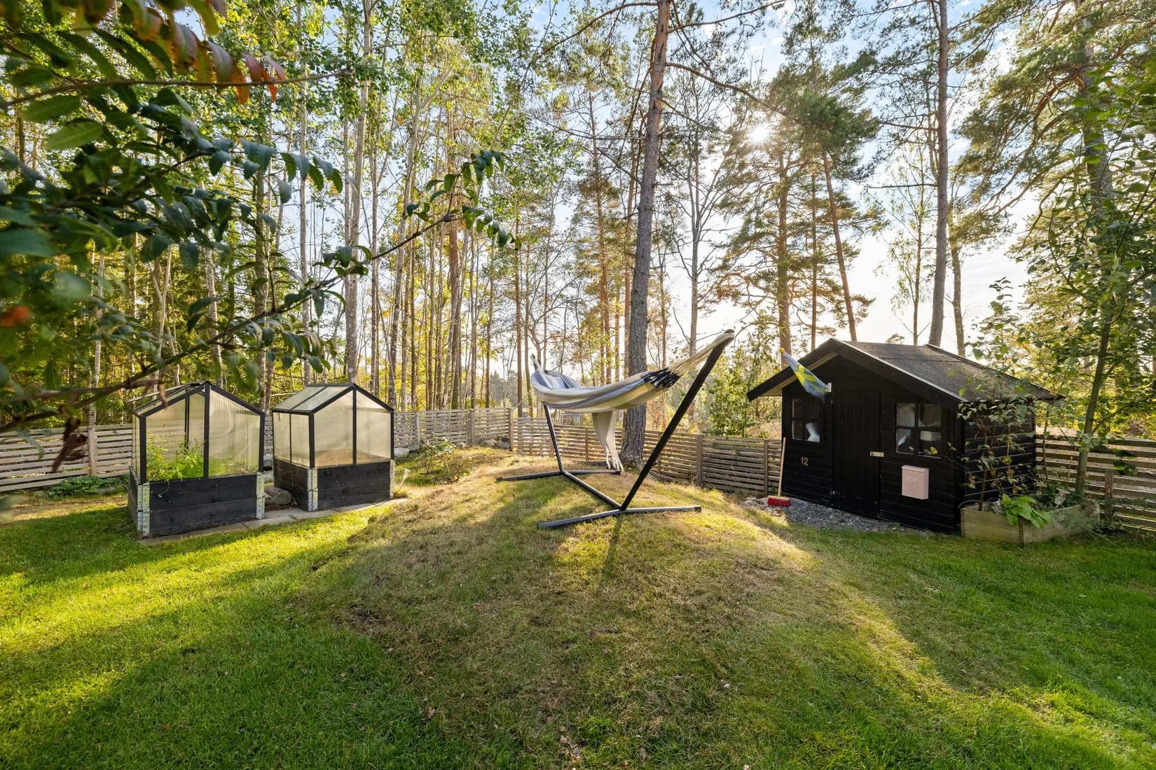 Radhus, Åkerhielms väg 12, Margretelund, Österåker