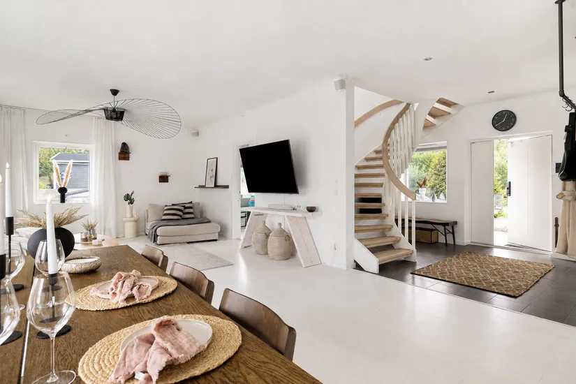Villa, Skutvägen 20, Svinninge, Österåker