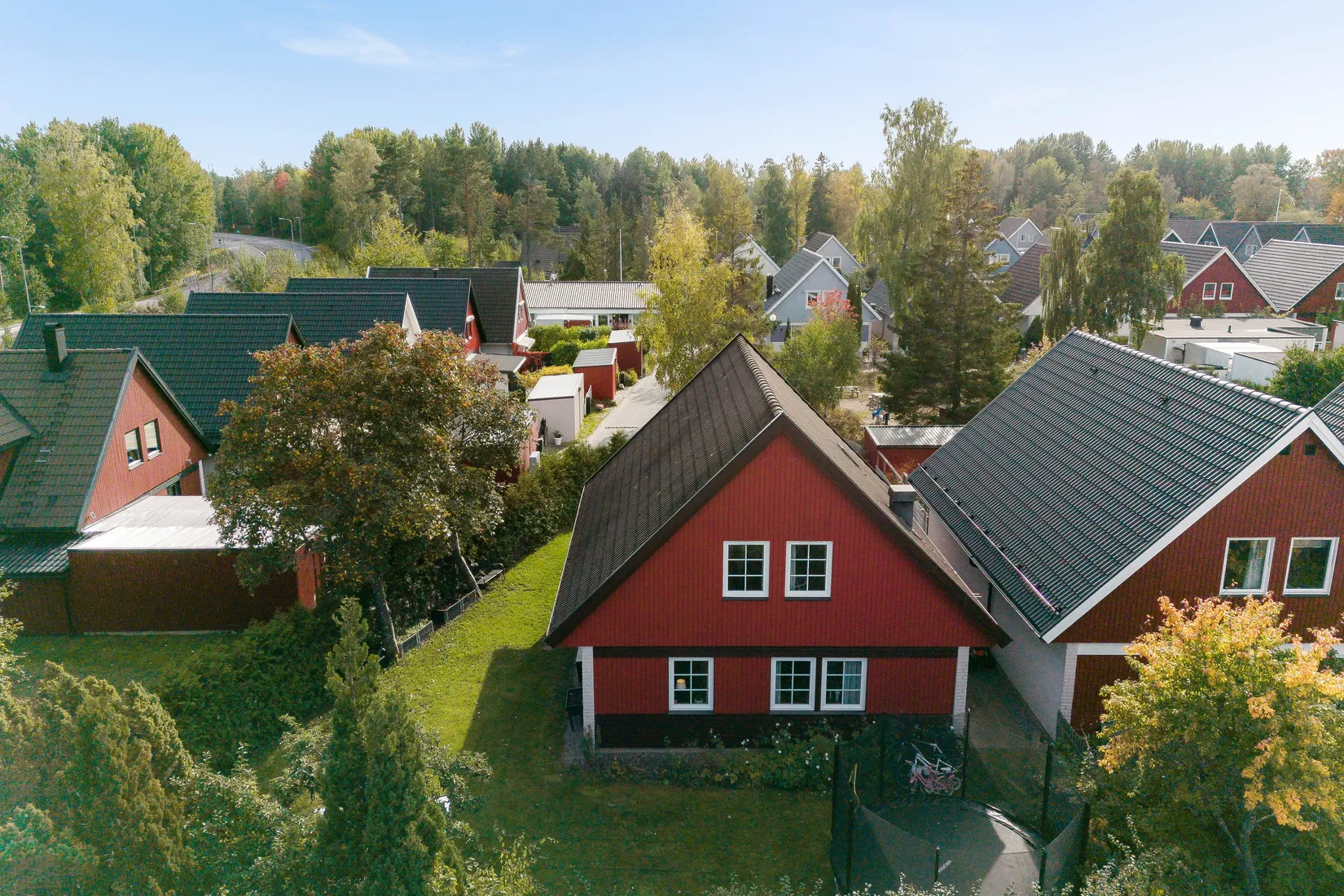 Villa, Ljustergränd 44, Viksjö, Järfälla