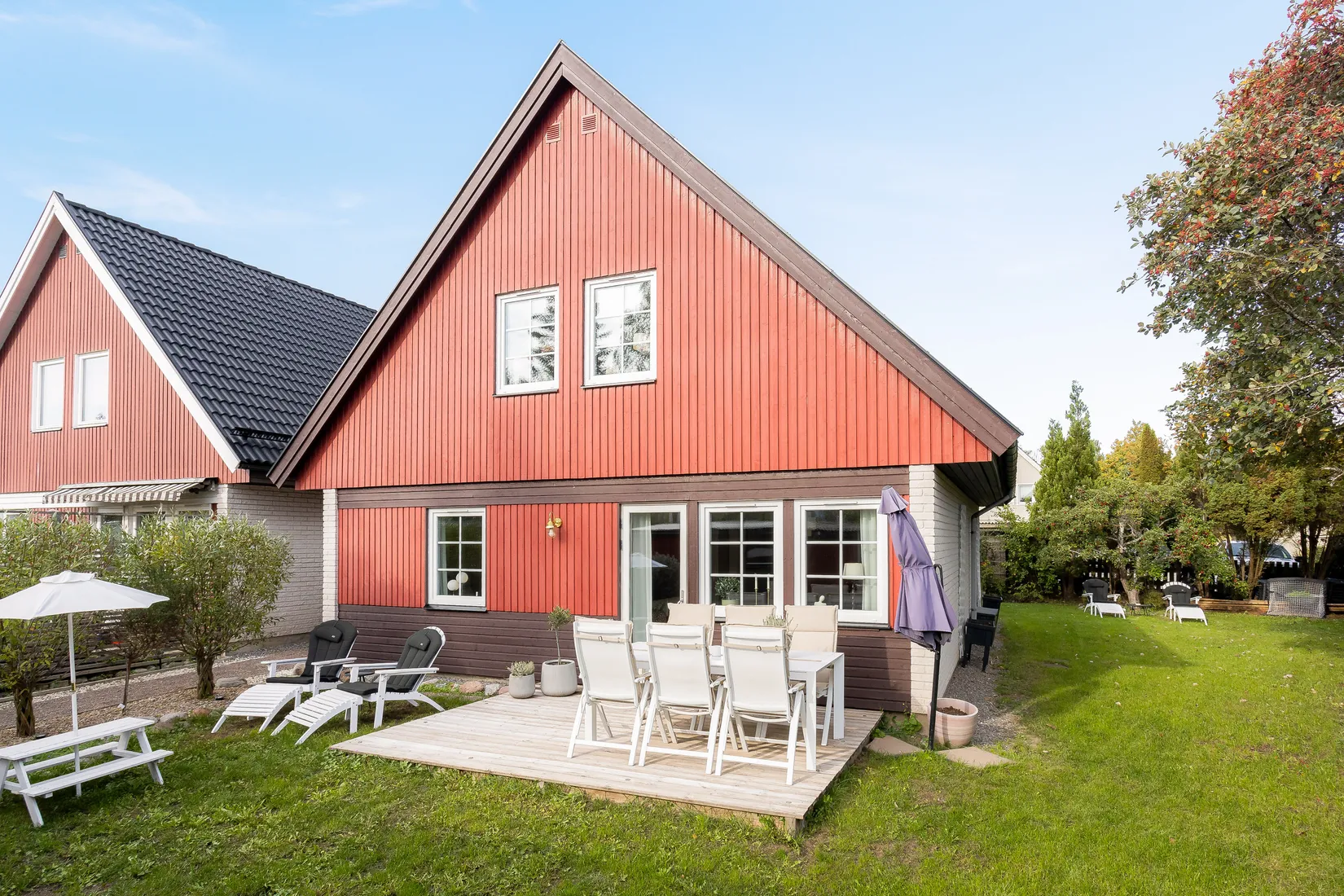 Villa, Ljustergränd 44, Viksjö, Järfälla
