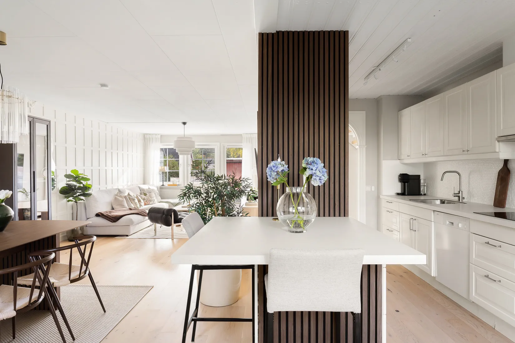 Villa, Ljustergränd 44, Viksjö, Järfälla