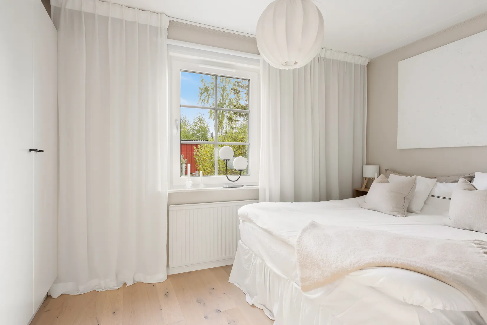 Villa, Ljustergränd 44, Viksjö, Järfälla