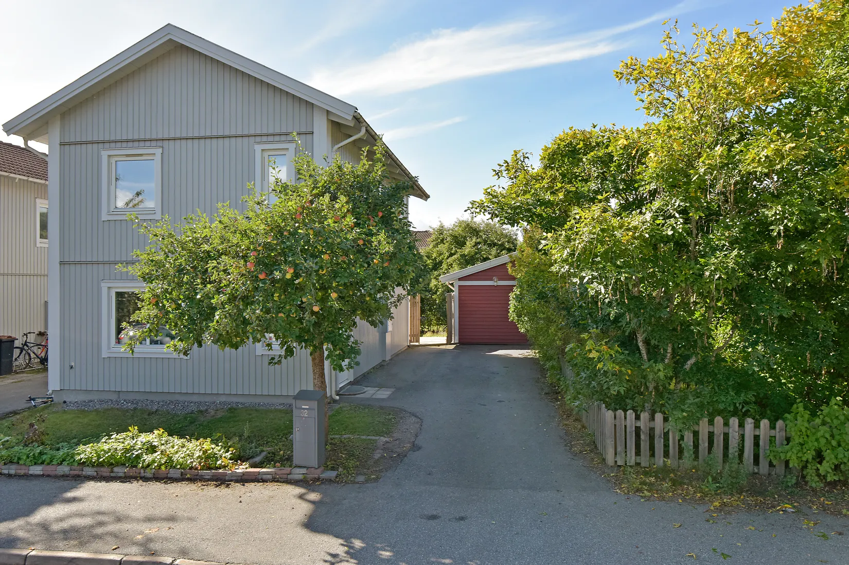 Radhus, Kämpevägen 32, Skälby, Järfälla