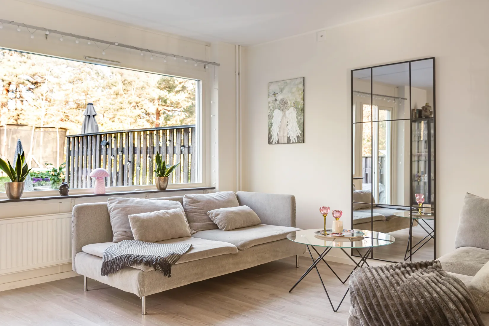 Radhus, Knut Stangenbergs väg 11, Duvnäs Utskog, Nacka