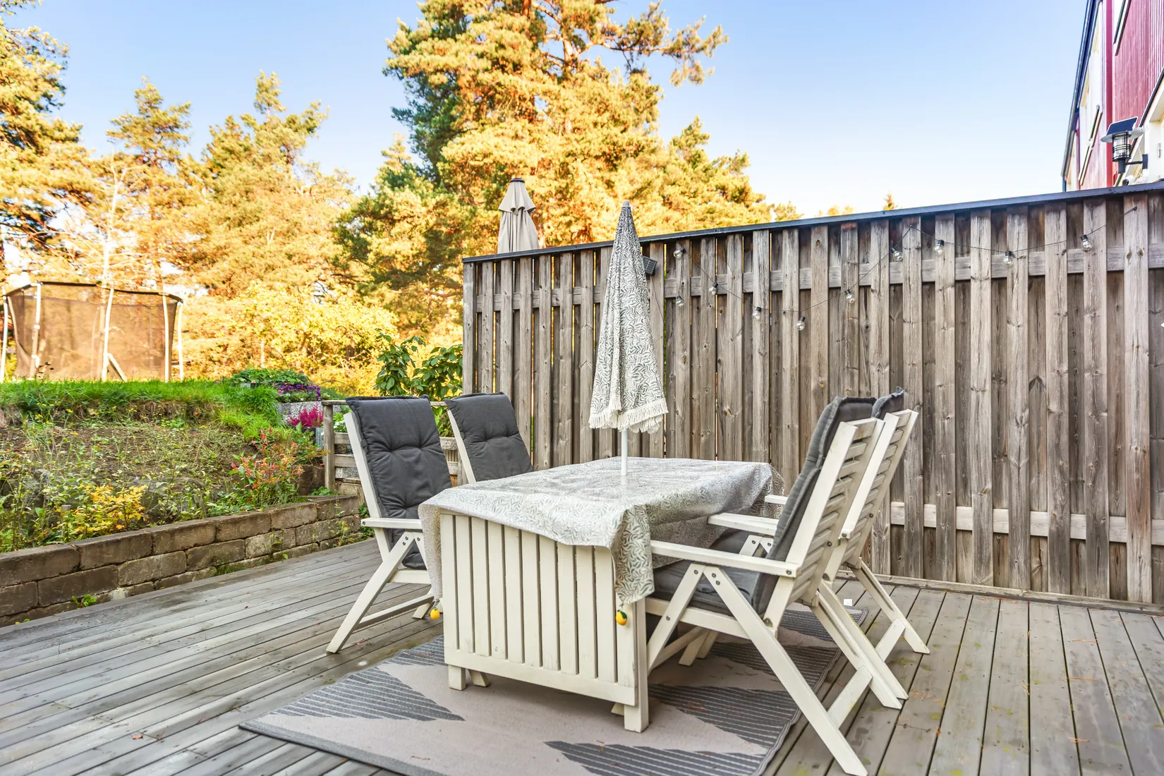 Radhus, Knut Stangenbergs väg 11, Duvnäs Utskog, Nacka