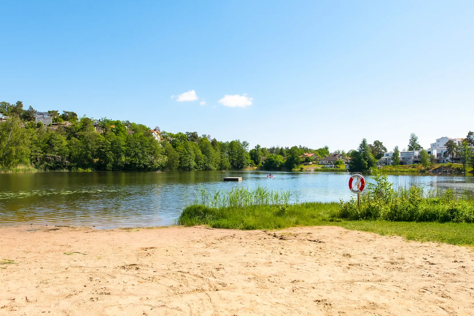 Radhus, Knut Stangenbergs väg 11, Duvnäs Utskog, Nacka