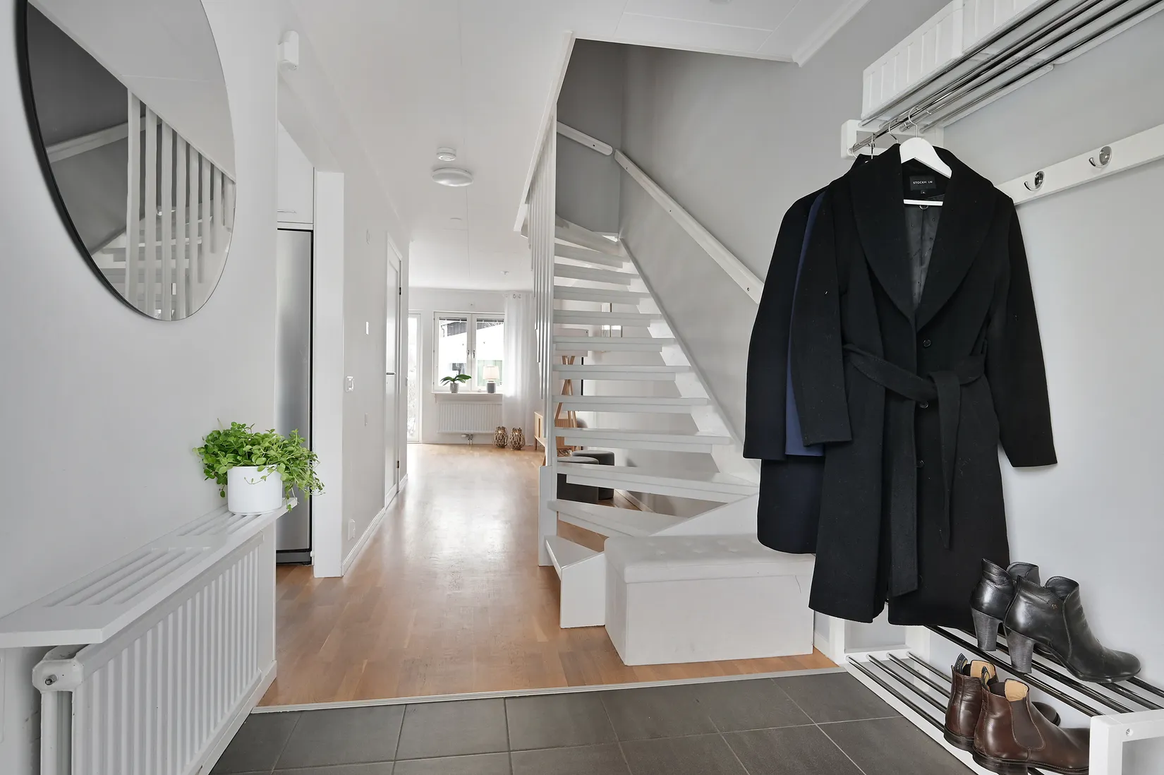 Radhus, Etydgränd 39, Huddinge