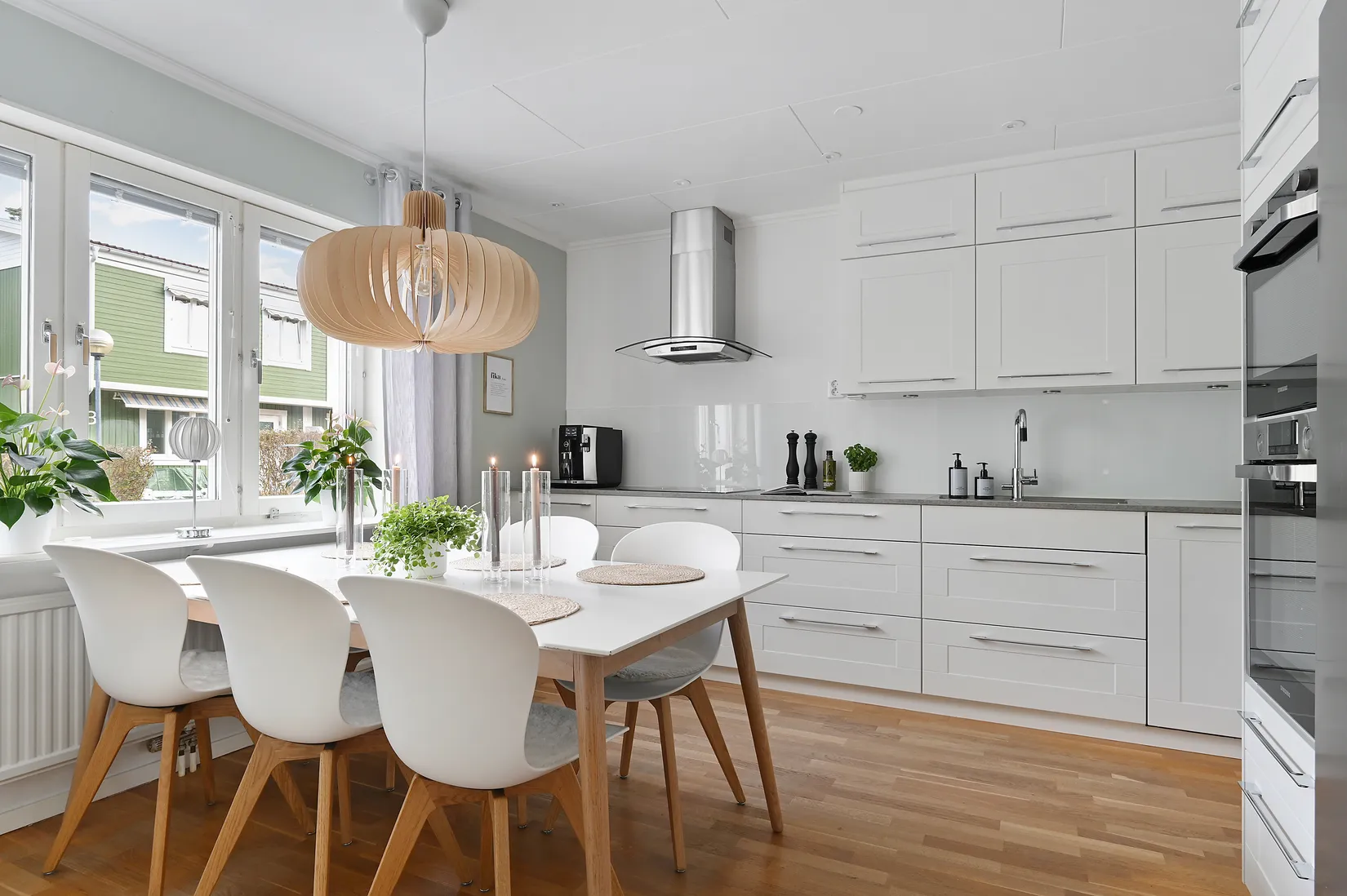 Radhus, Etydgränd 39, Huddinge