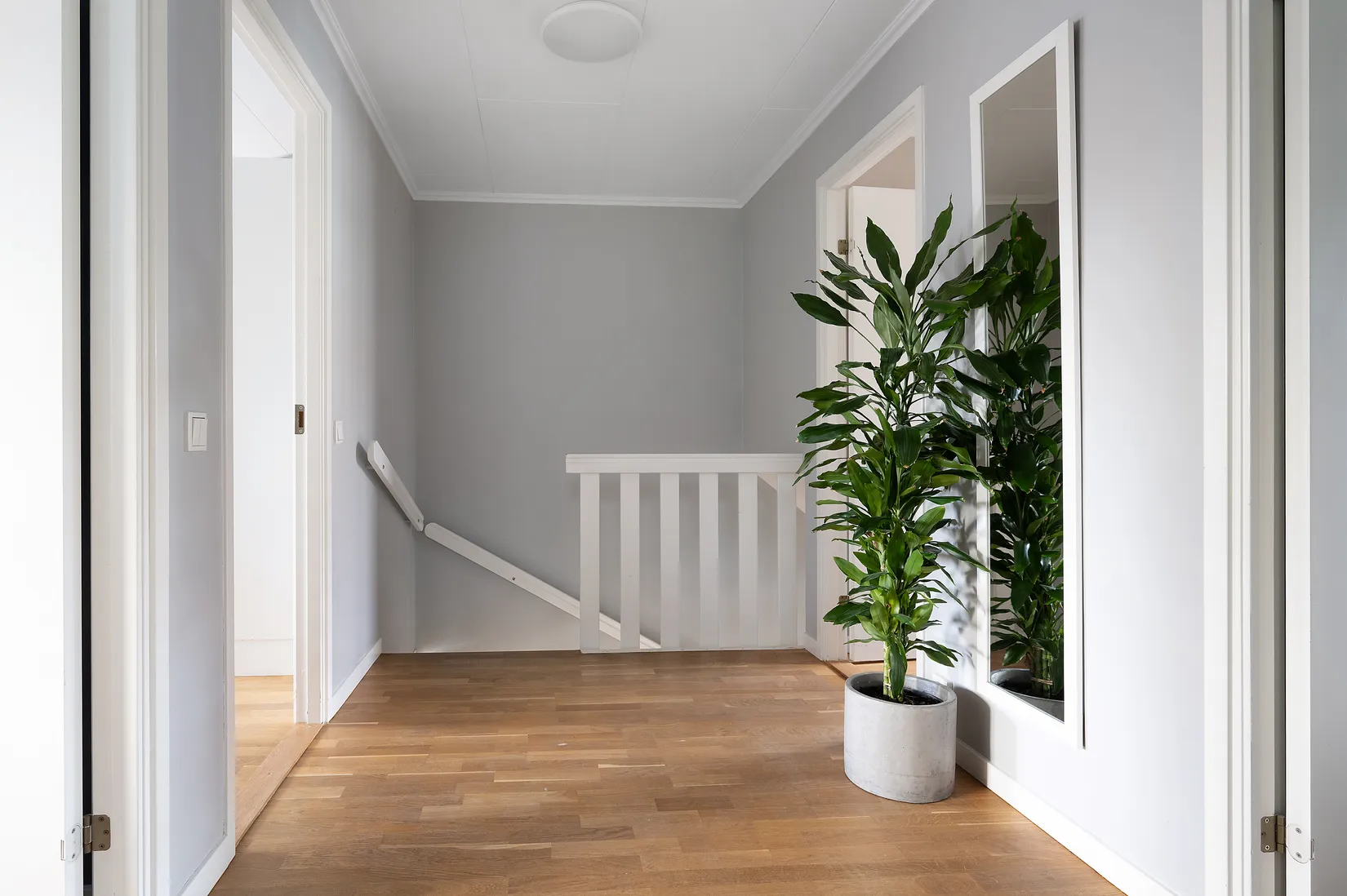 Radhus, Etydgränd 39, Huddinge