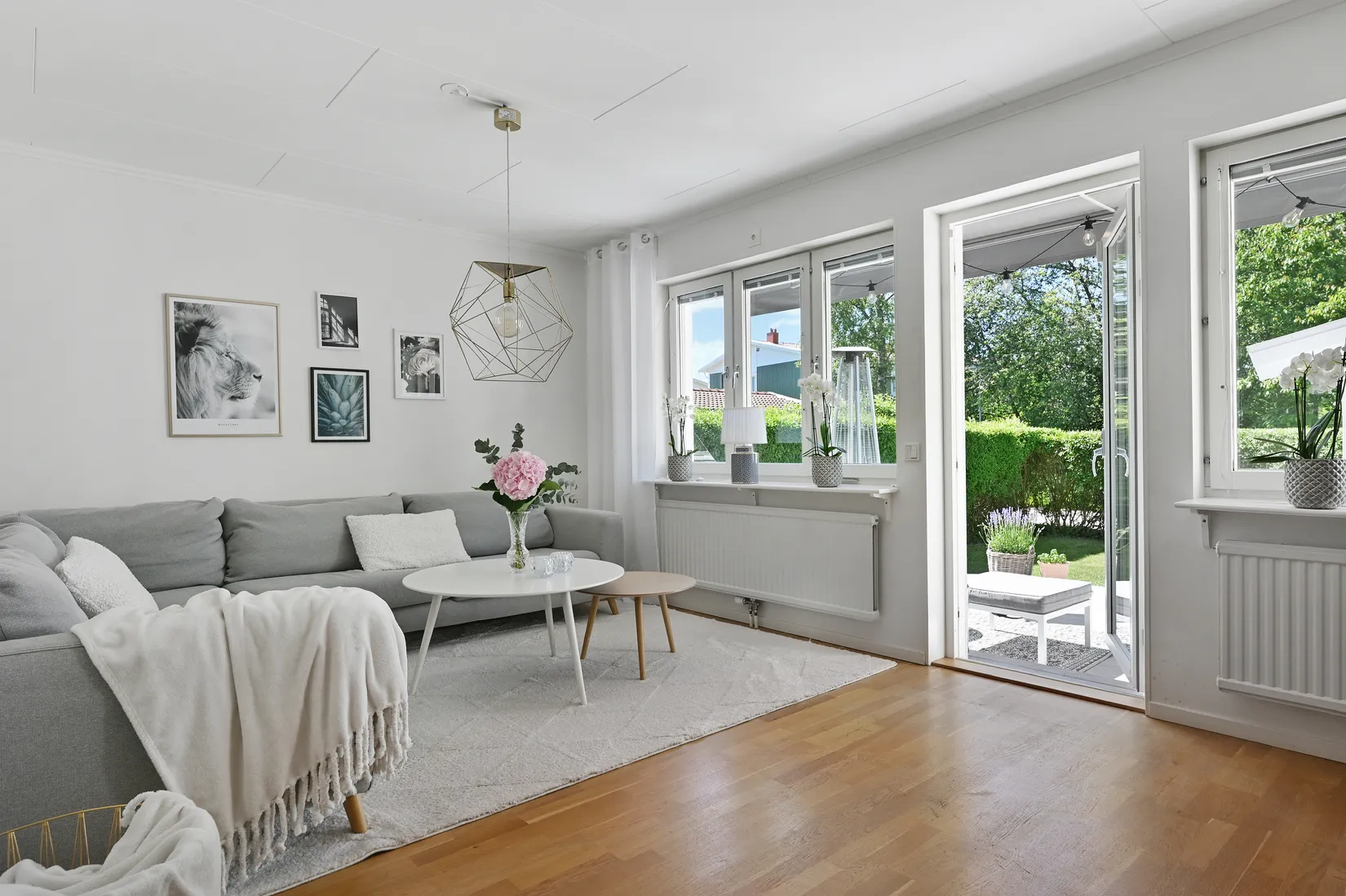 Radhus, Etydgränd 39, Huddinge