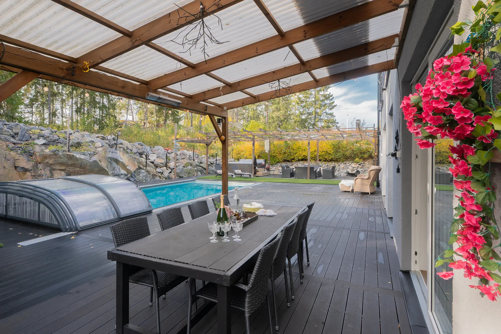 Villa, Abrahamsbergsvägen 18, Högmora, Huddinge