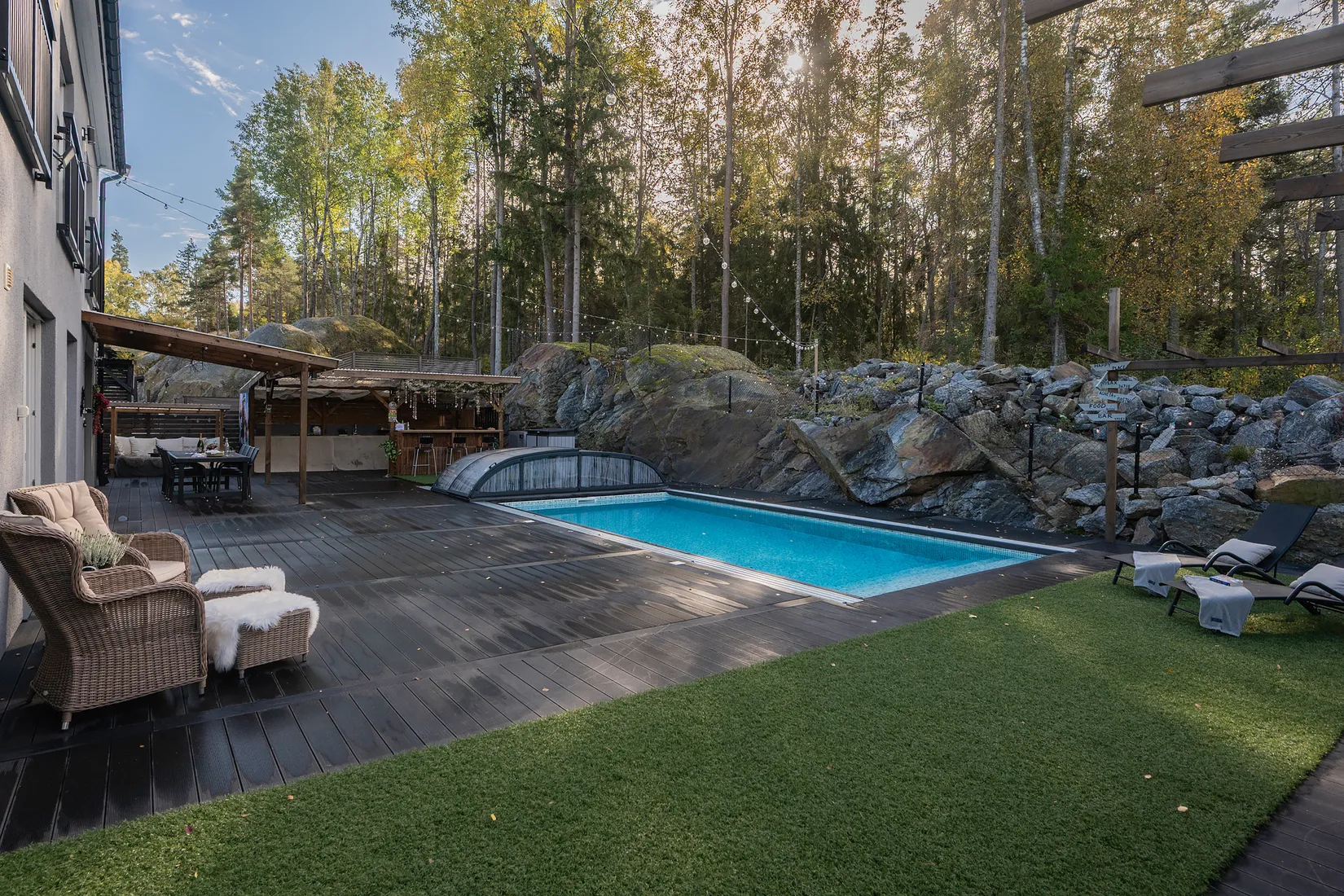 Villa, Abrahamsbergsvägen 18, Högmora, Huddinge