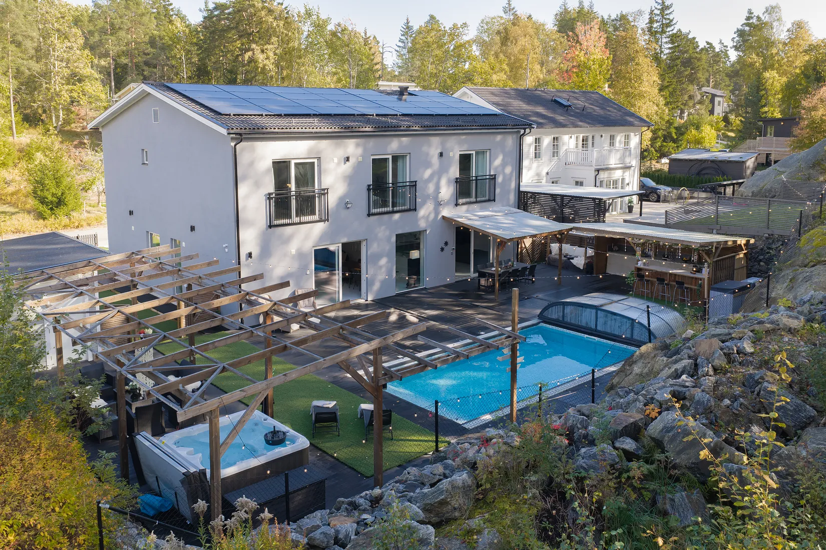 Villa, Abrahamsbergsvägen 18, Högmora, Huddinge