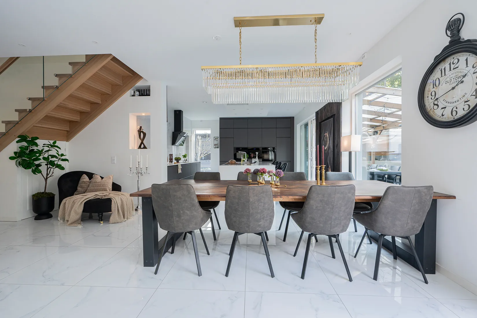 Villa, Abrahamsbergsvägen 18, Högmora, Huddinge