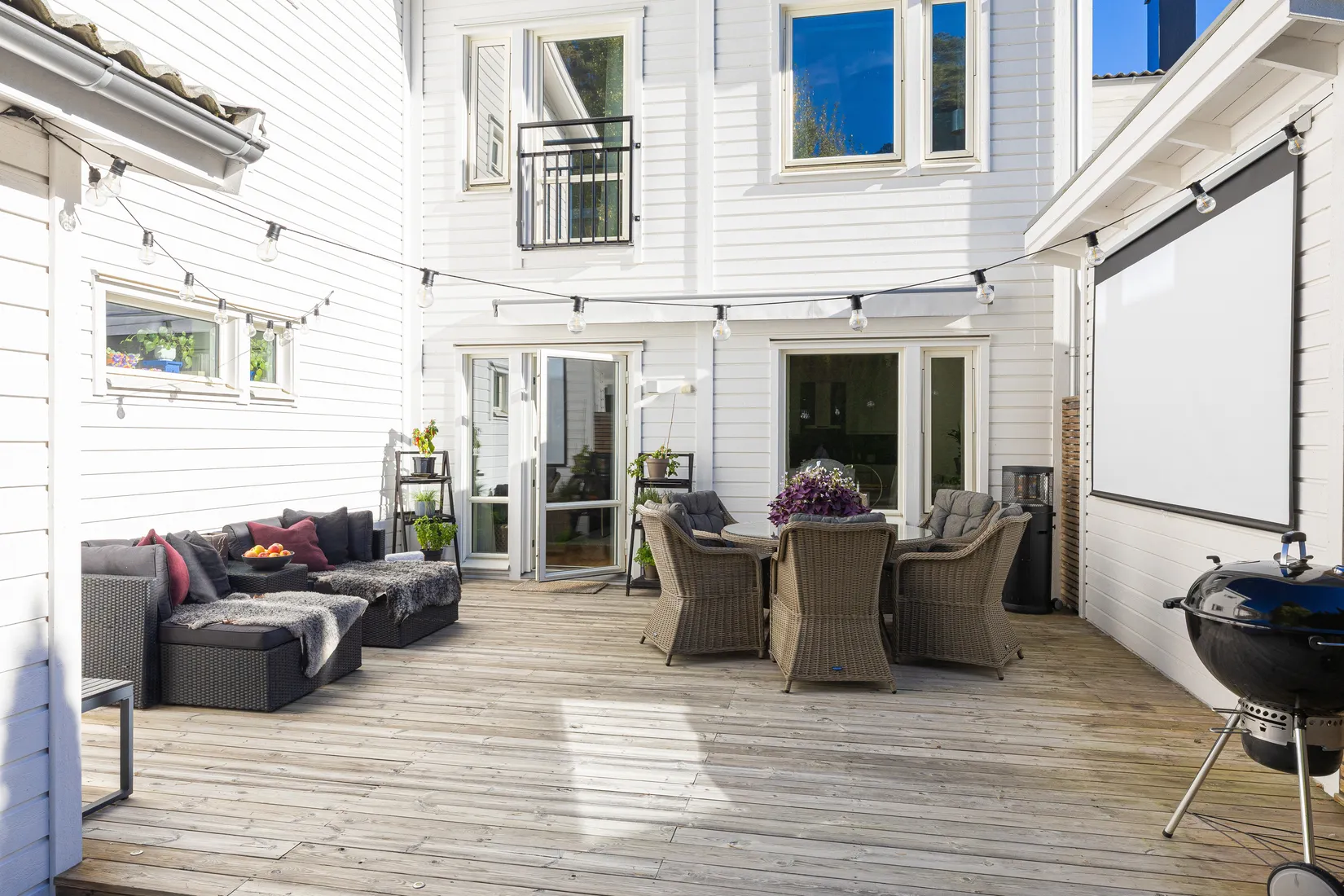 Radhus, Syster Annas väg 17, Brunnby Park, Upplands Väsby