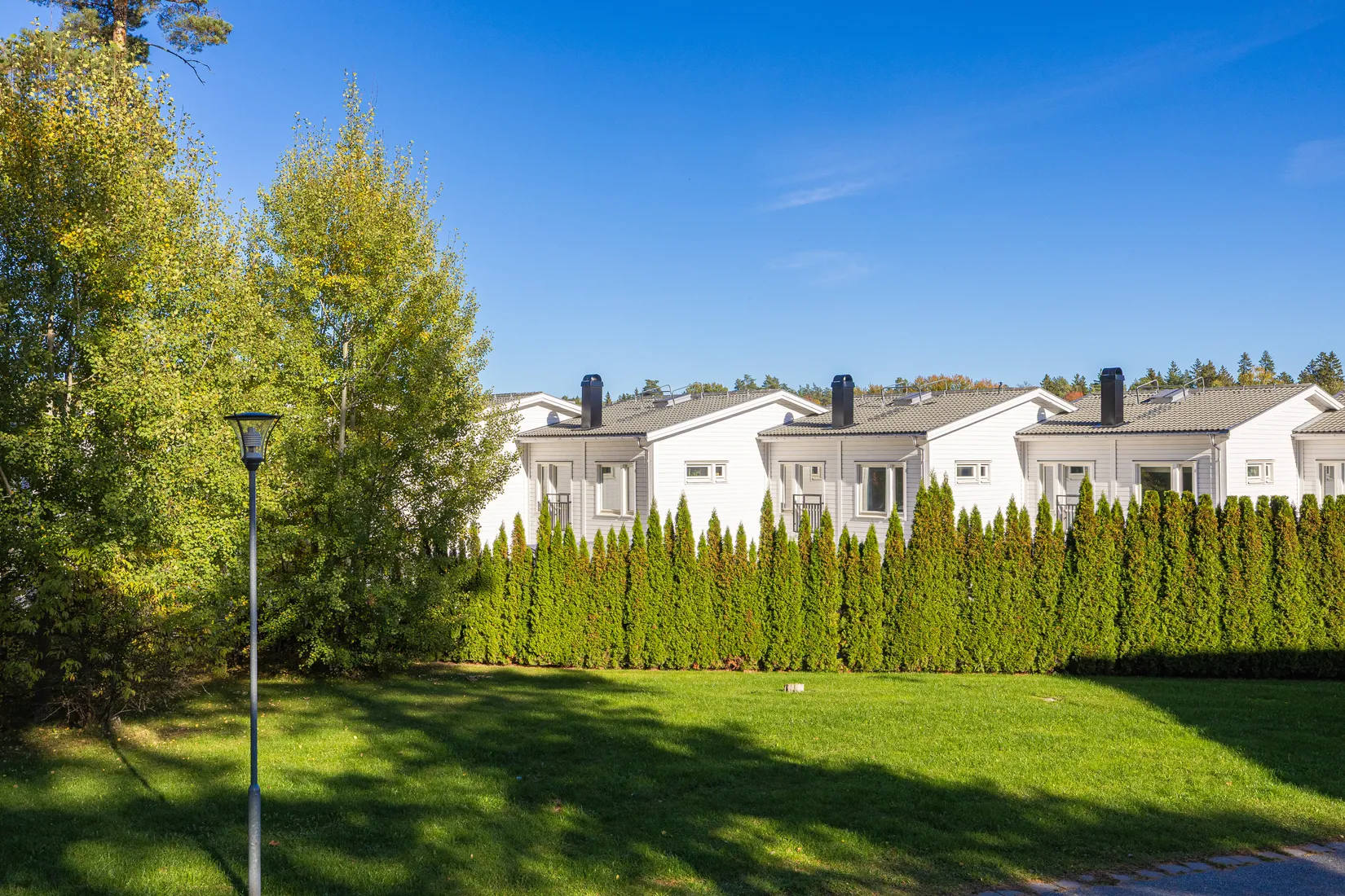 Radhus, Syster Annas väg 17, Brunnby Park, Upplands Väsby