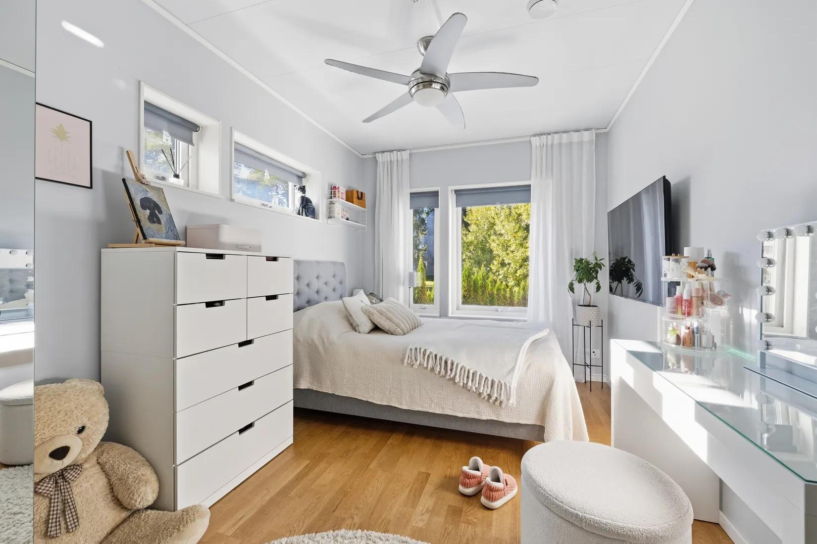 Radhus, Syster Annas väg 17, Brunnby Park, Upplands Väsby