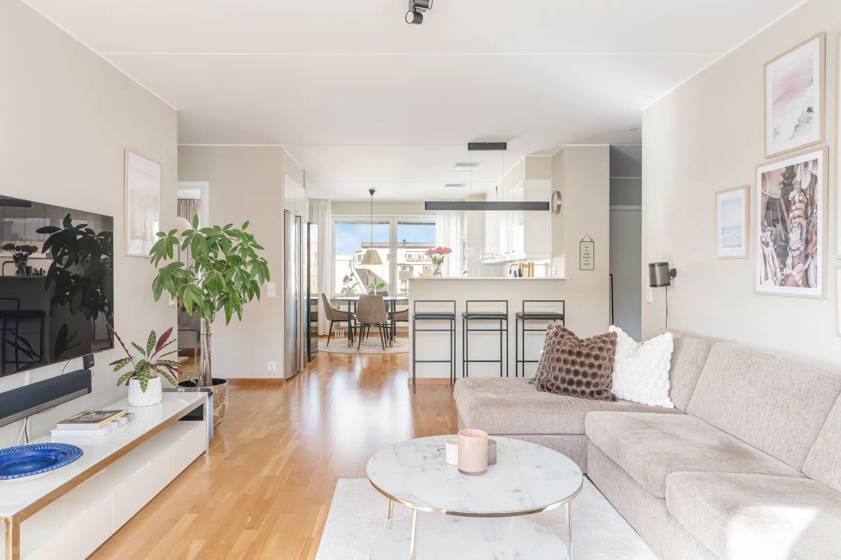 Bostadsrätt, Hamngatan 31A, vån 6/7, Bällstaån, Sundbyberg