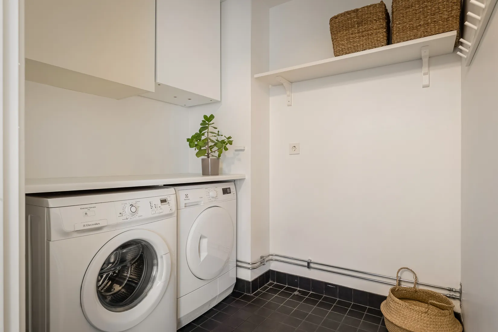 Bostadsrätt, Gamla Södertäljevägen 136A, Segeltorp, Huddinge