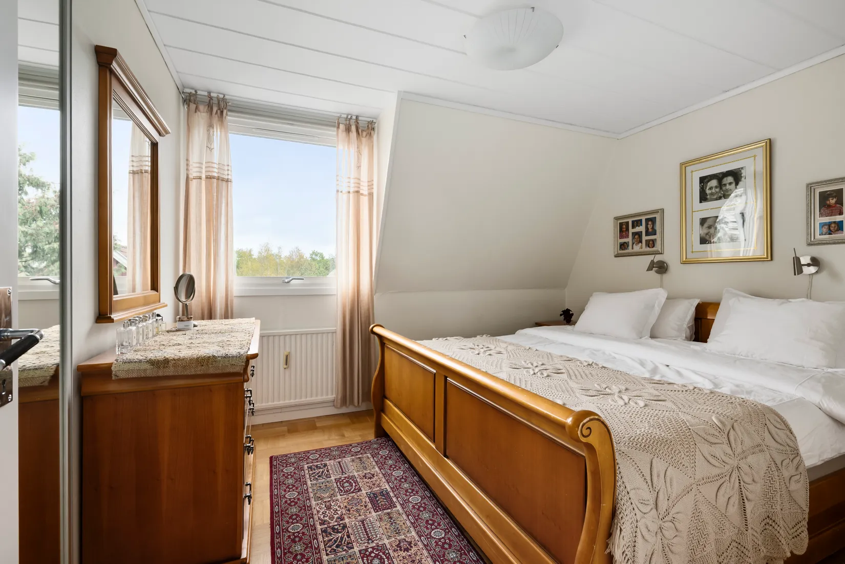 Radhus, Viltorpsbacken 29, Vinsta, Stockholm