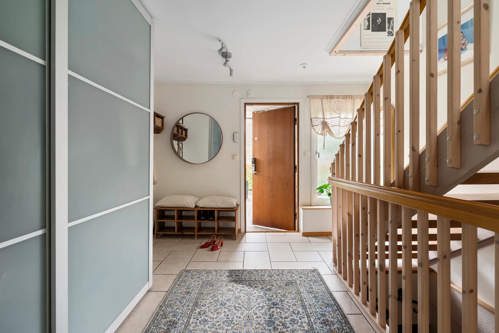 Radhus, Viltorpsbacken 29, Vinsta, Stockholm