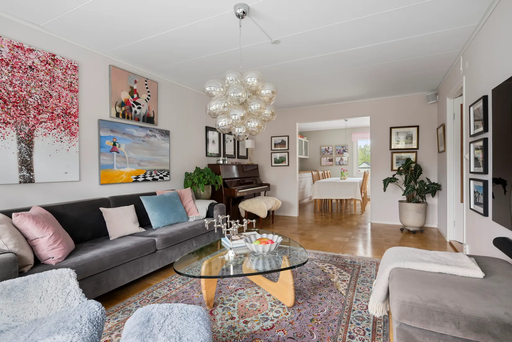 Radhus, Viltorpsbacken 29, Vinsta, Stockholm
