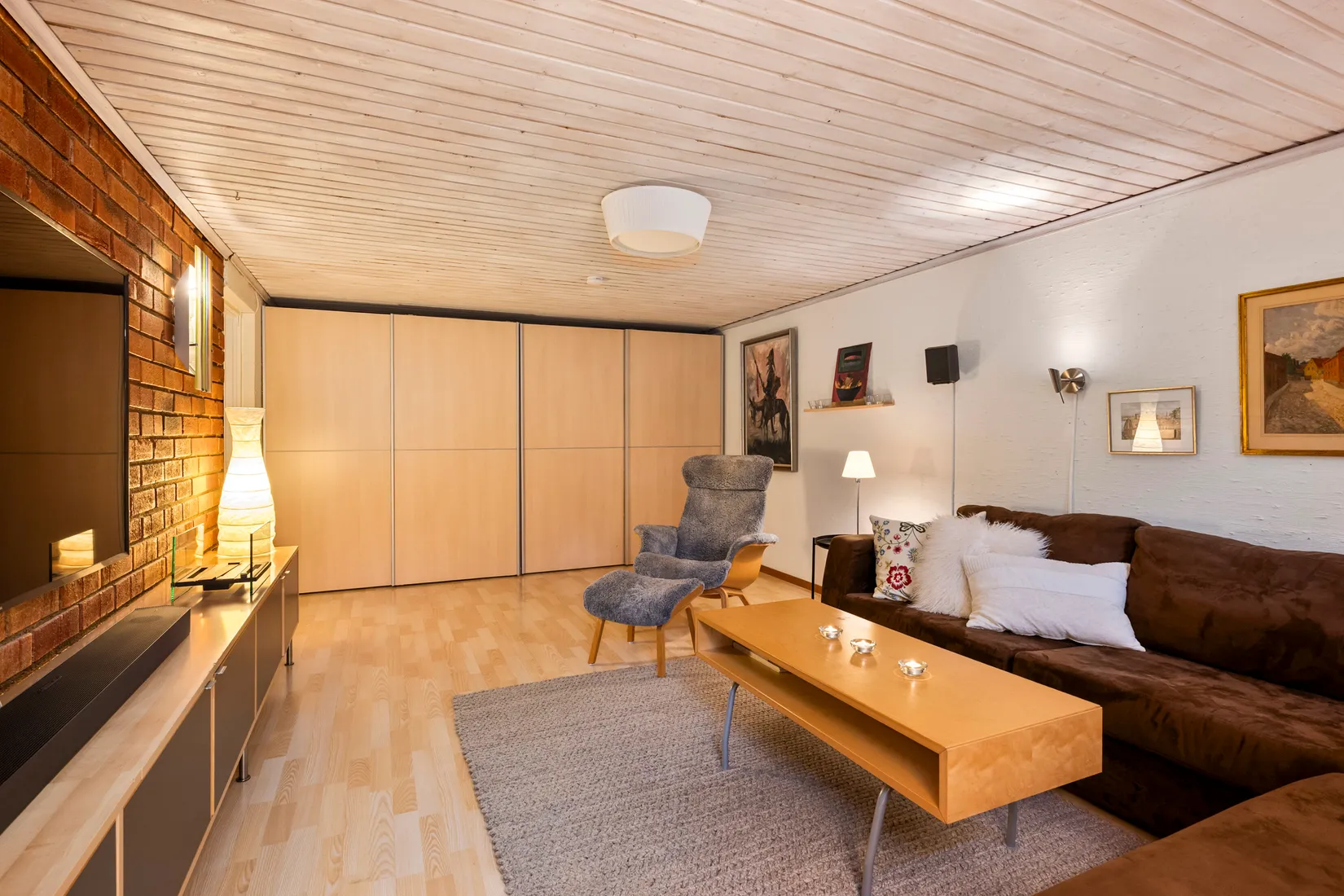 Radhus, Viltorpsbacken 29, Vinsta, Stockholm